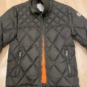 Moncler Mens GIRARDOT GIUBBOTTO GIRARDOT JACKET olive green size XS